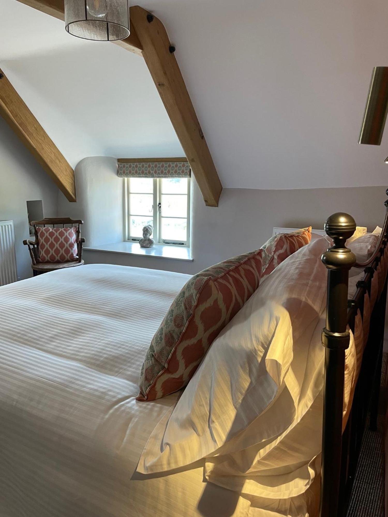 Bed and Breakfast The Tradesmans Arms Kingsbridge  Esterno foto